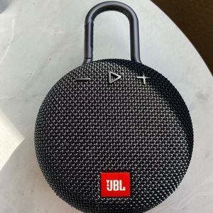 JBL Clip 3